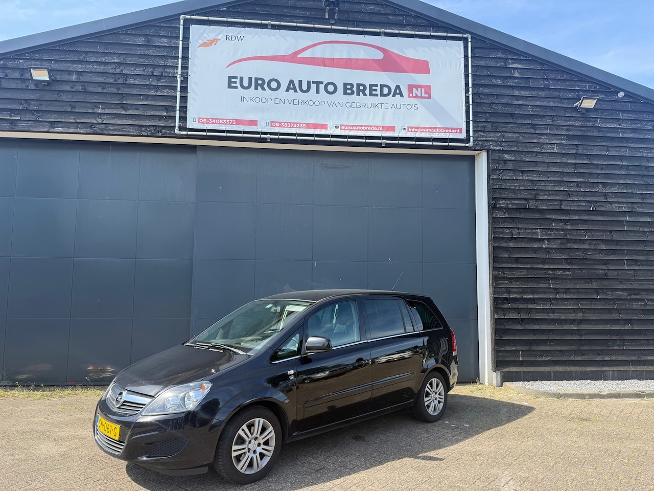Opel Zafira - 1.6 Essentia 7 zitplaatsen - AutoWereld.nl