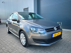 Volkswagen Polo - 1.4i 16V Comfortline AUT CLIMA 5DRS NAP