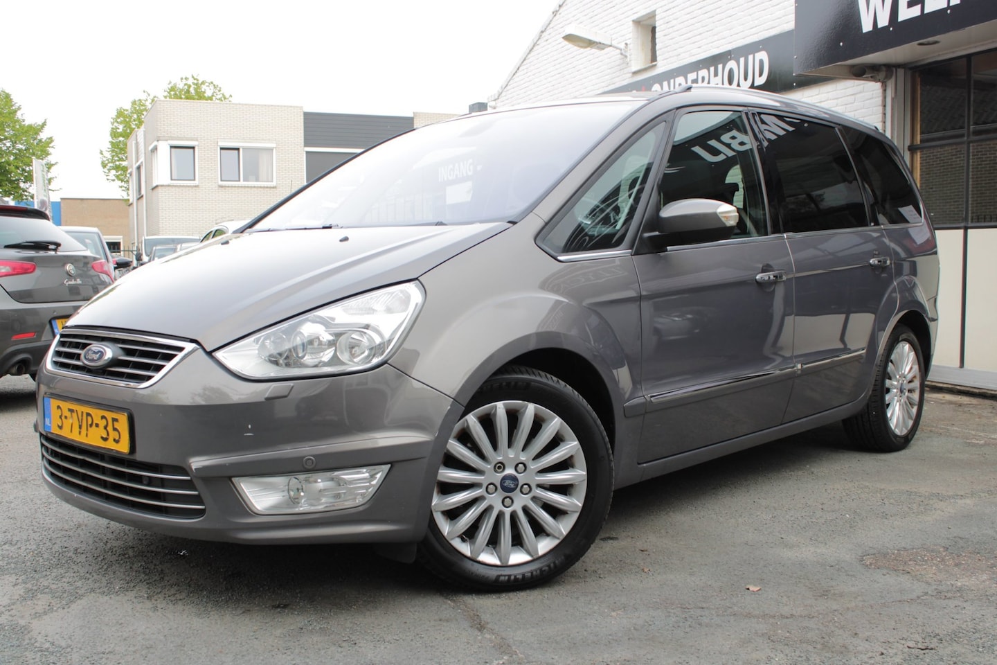 Ford Galaxy - 1.6 SCTi Trend 7PERS |Pano| Airco|Cruise control|Navi|Stoelverwarming| Keyless | Elec rame - AutoWereld.nl