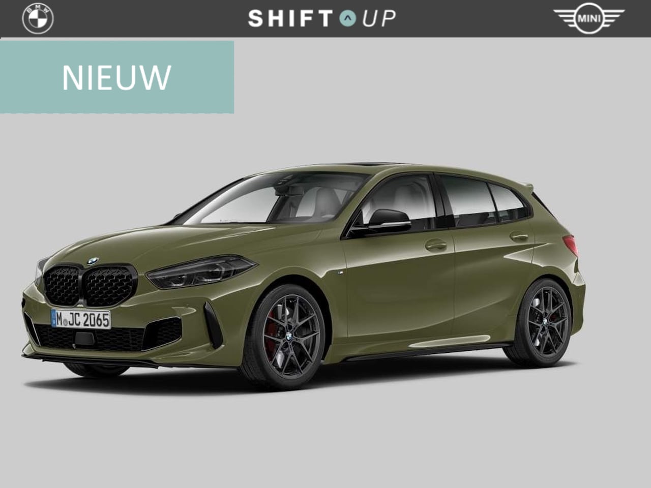 BMW 1-serie - M135i xDrive Urban Green | Panoramadak | Harman Kardon - AutoWereld.nl