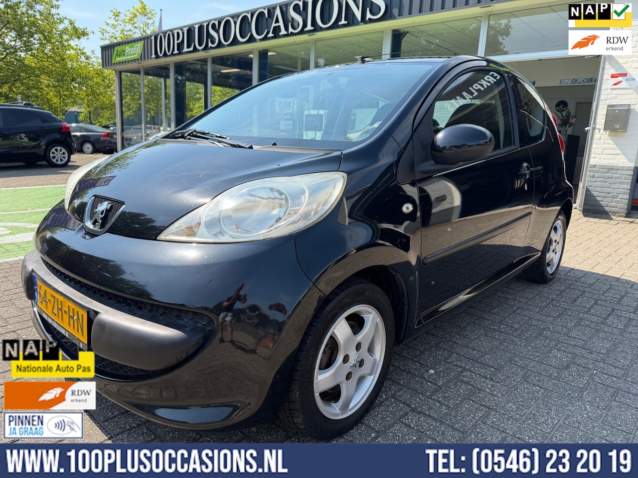 Peugeot 107 - 1.0-12V XS Urban Move | Nwe apk | Kleine beurt | airco - AutoWereld.nl