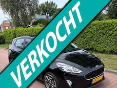 Ford Fiesta - 1.1 Trend NWE RIEM APK + LAGE KM STAND