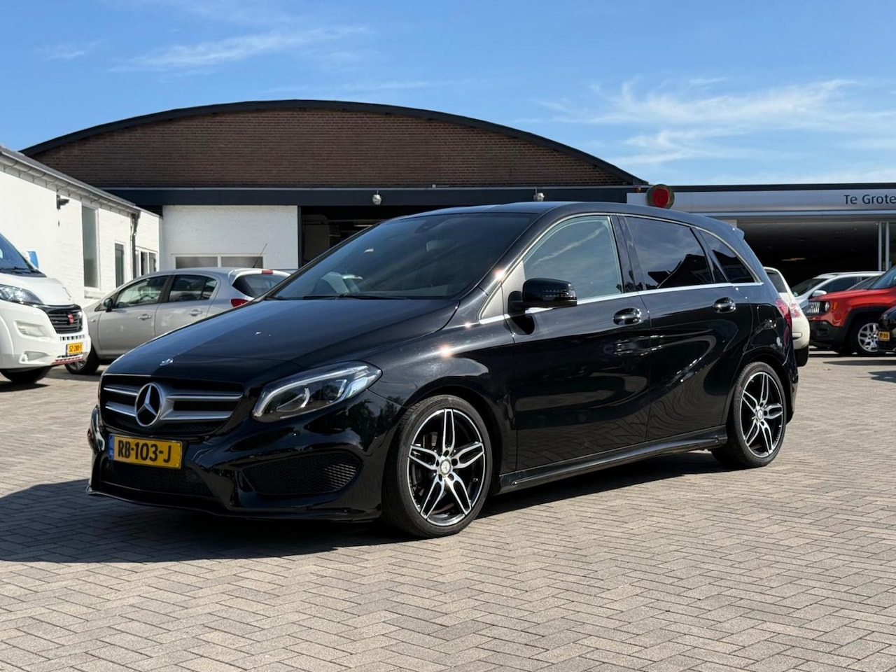 Mercedes-Benz B-klasse - 180 Ambition Automaat - AutoWereld.nl