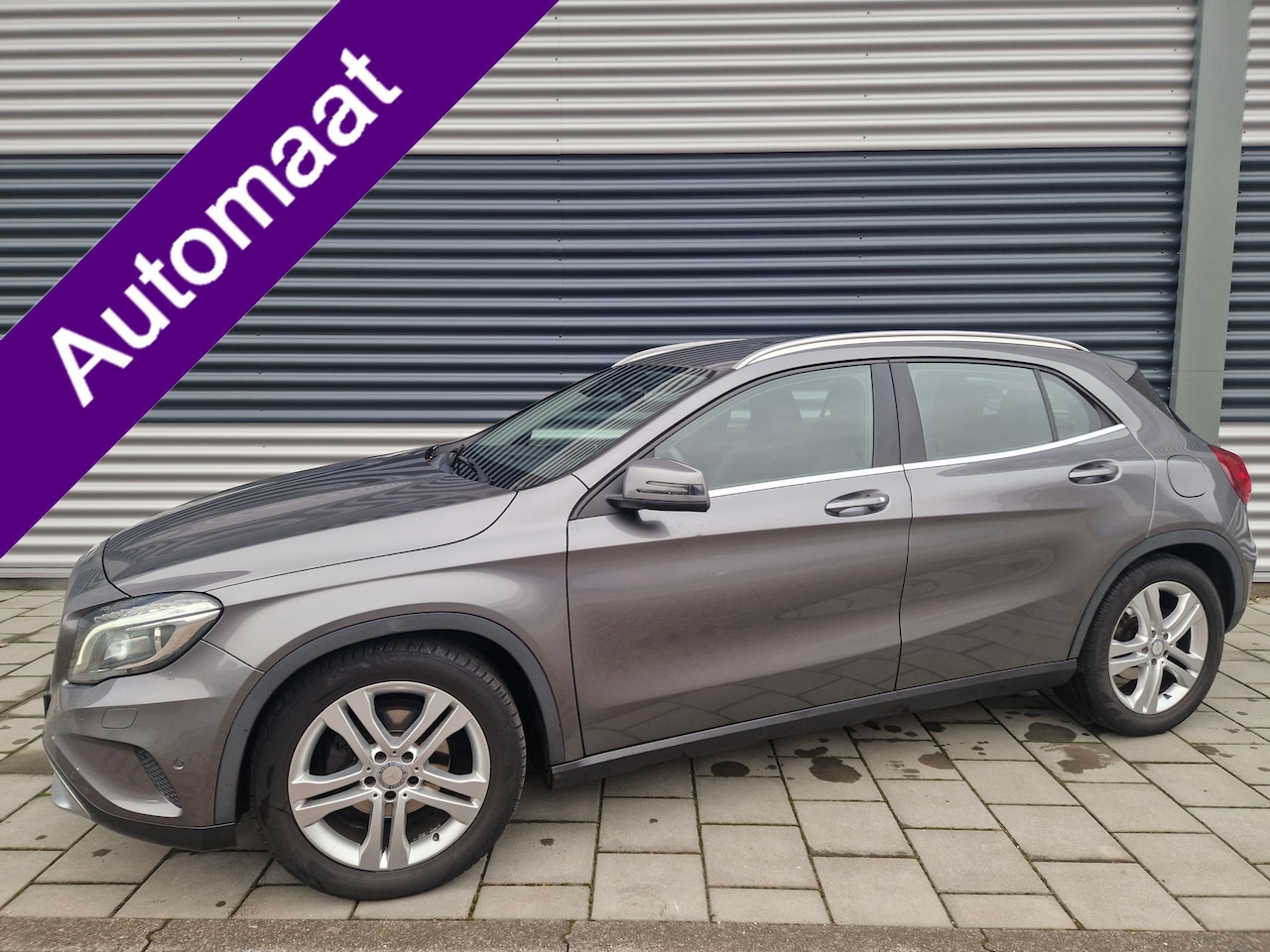 Mercedes-Benz GLA-Klasse - 200 Prestige Automaat,Climatronic,Navigatie,Sportstoelen , trekhaak - AutoWereld.nl