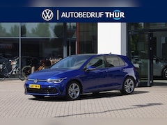 Volkswagen Golf - 1.5 eTSI R-Line Business 150PK / 110kW DSG, LED Matrix (IQ.Lights), dynamische grootlichta