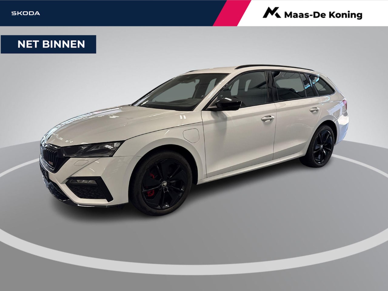 Skoda Octavia Combi - 1.4 TSI iV PHEV 245pk DSG RS · Inklapbare Trekhaak · Head-Up Display · Matrix LED · Stoelv - AutoWereld.nl