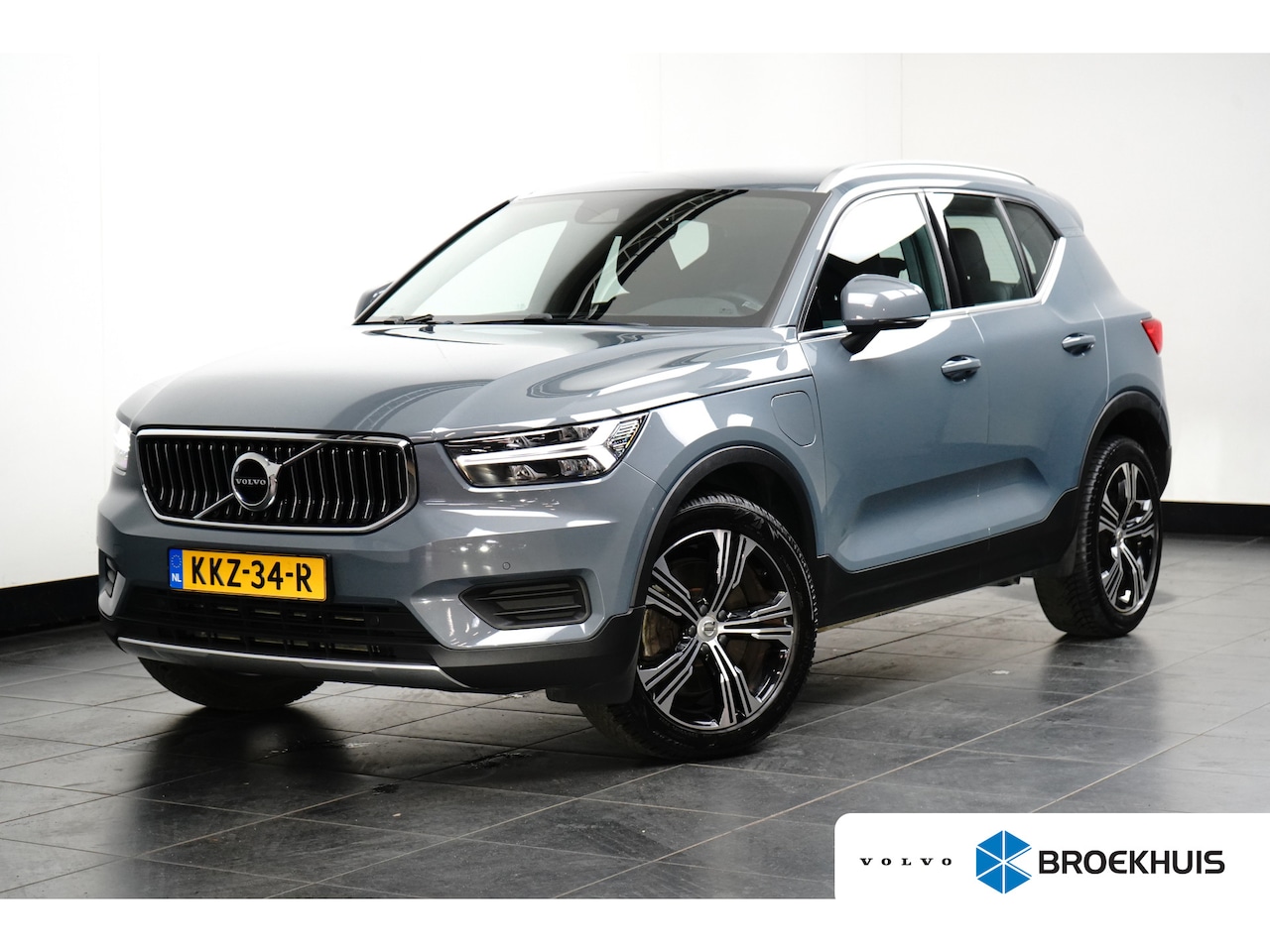 Volvo XC40 - 1.5 T4 Recharge Inscription | Trekhaak | Achteruitrijcamera | Cruise control adaptief | Ap - AutoWereld.nl