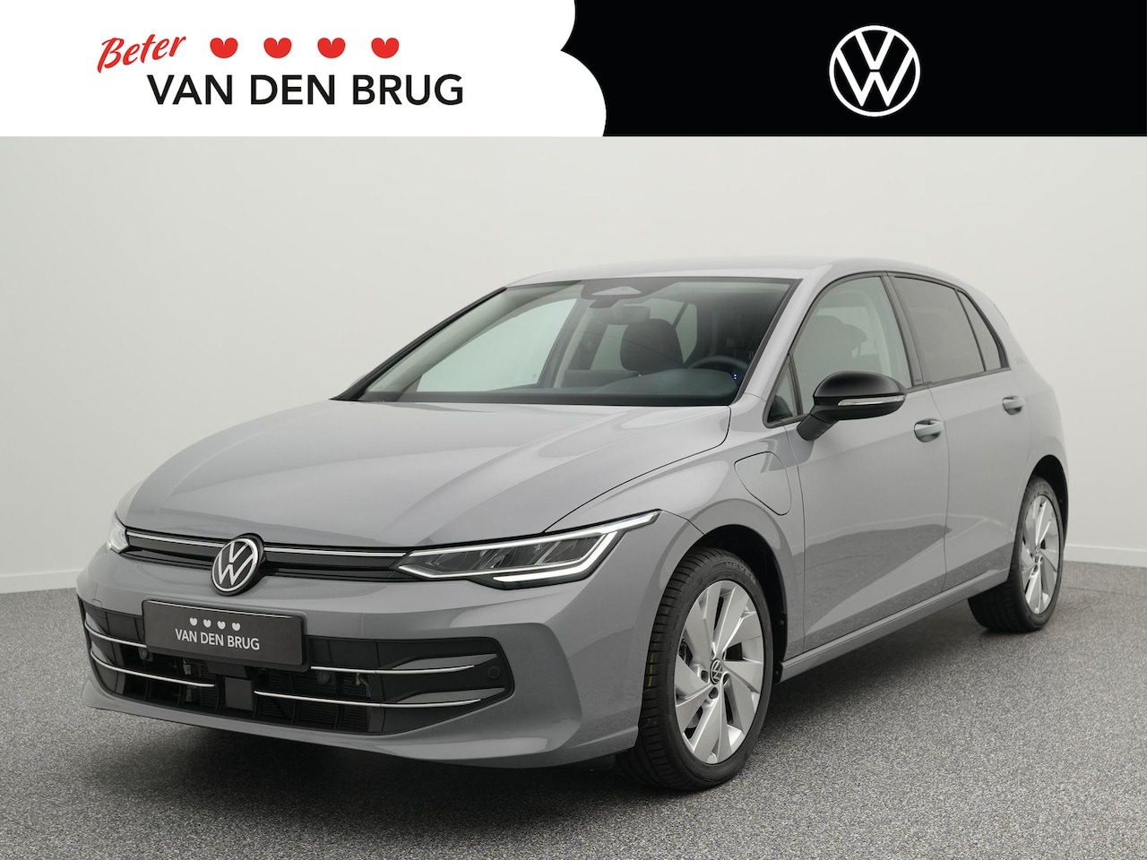 Volkswagen Golf - 1.5 eHybrid Life Edition 204 PK | LED | Dodehoek assistent | Achteruitrij Camera | Navigat - AutoWereld.nl