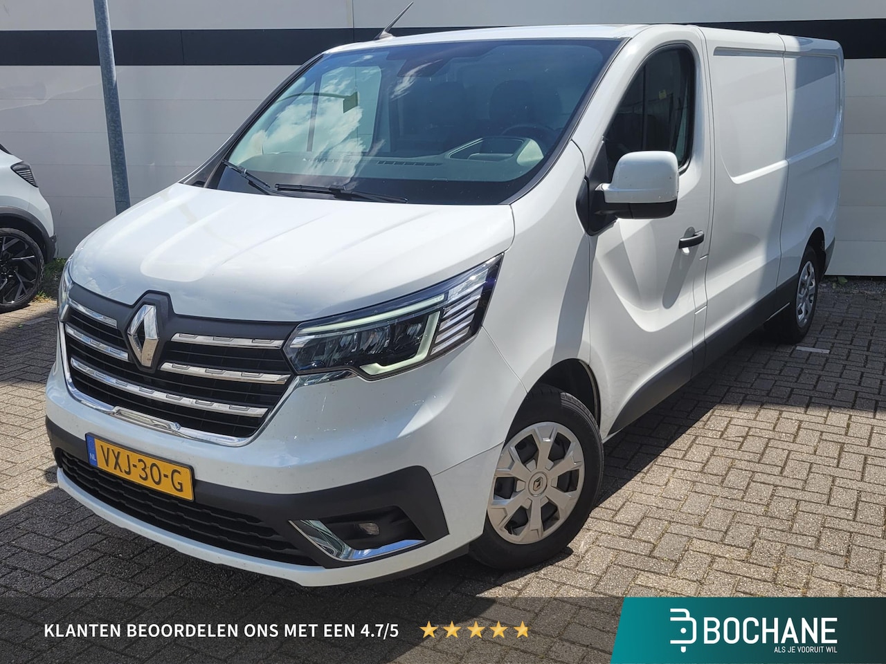 Renault Trafic - 2.0 dCi 110 T30 L2H1 Work Edition | - AutoWereld.nl
