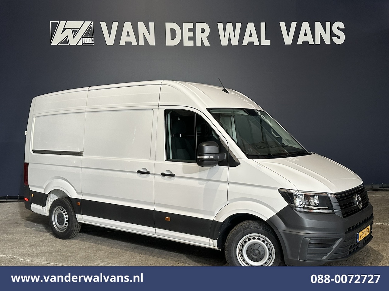 Volkswagen Crafter - 2.0 TDI 141pk L3H3 L2H2 Euro6 Airco | Camera | Apple Carplay | Cruisecontrol | Chauffeurss - AutoWereld.nl