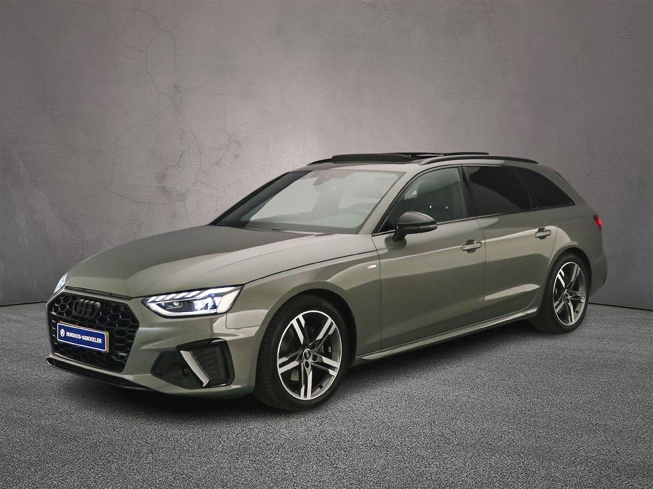 Audi A4 Avant - 35 TFSI S edition Competition | Trekhaak | Panorama Dak | Cruise | Navi | LED | Stoelverwa - AutoWereld.nl