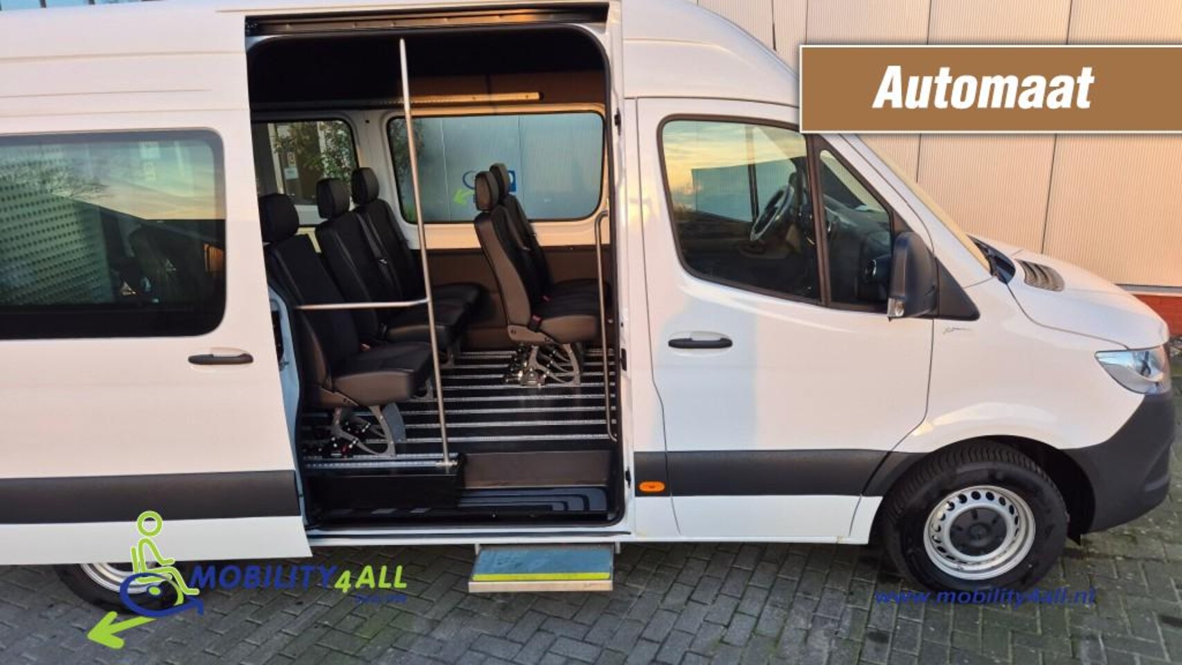 Mercedes-Benz Sprinter - Voorraad Rolstoelbus met e-lift  Incl- BPM - AutoWereld.nl