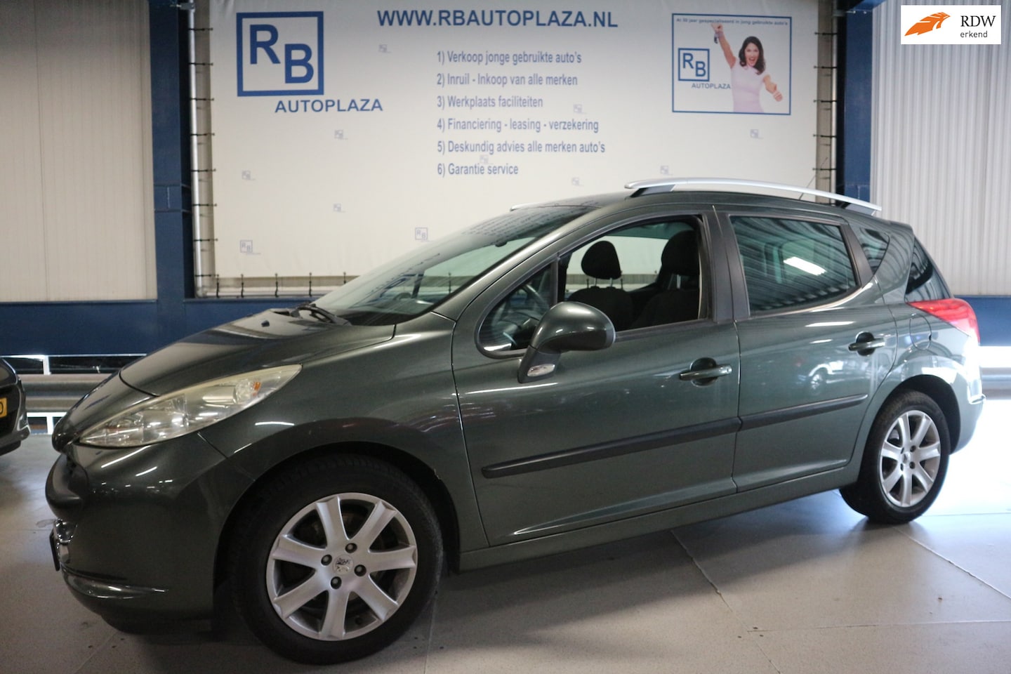 Peugeot 207 SW - 1.6 VTi XS / AIRCO / APK 6 2027 / PANO / TREKHAAK ! ! ! - AutoWereld.nl