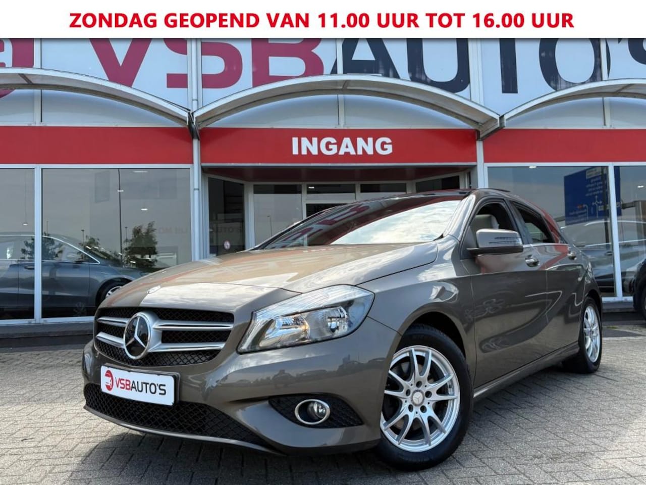 Mercedes-Benz A-klasse - A 180 122PK PANO-DAK CAMERA TREKHAAK NAVIGATIE AIRCO LMV PDC - AutoWereld.nl