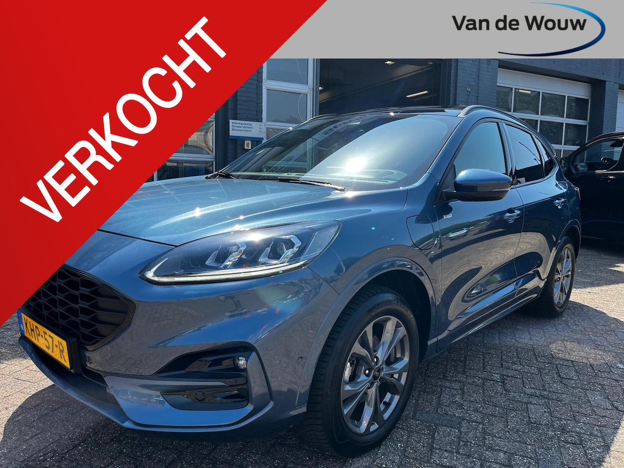 Ford Kuga - 2.5 PHEV ST-Line X l Pano l Elektrische trekhaak l - AutoWereld.nl