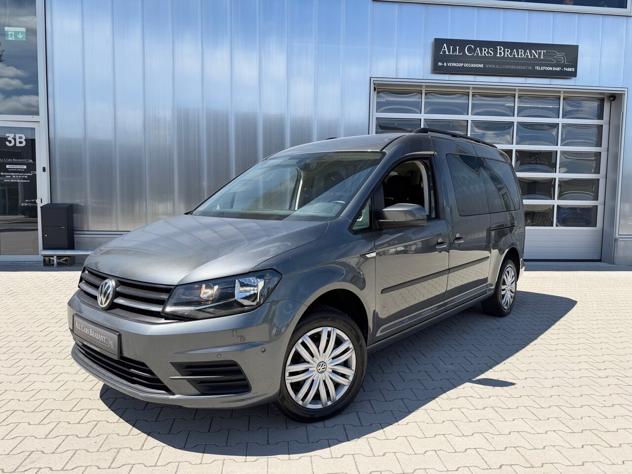 Volkswagen Caddy Maxi - 1.4 TSI Comfortline / 7 persoons / automaat/ navigatie - AutoWereld.nl