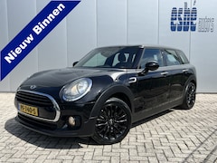 MINI Clubman - 1.5 Cooper 136 pk Business Navigatie Trekhaak Clima + Cruise Control 17 Inch Velgen Parkee