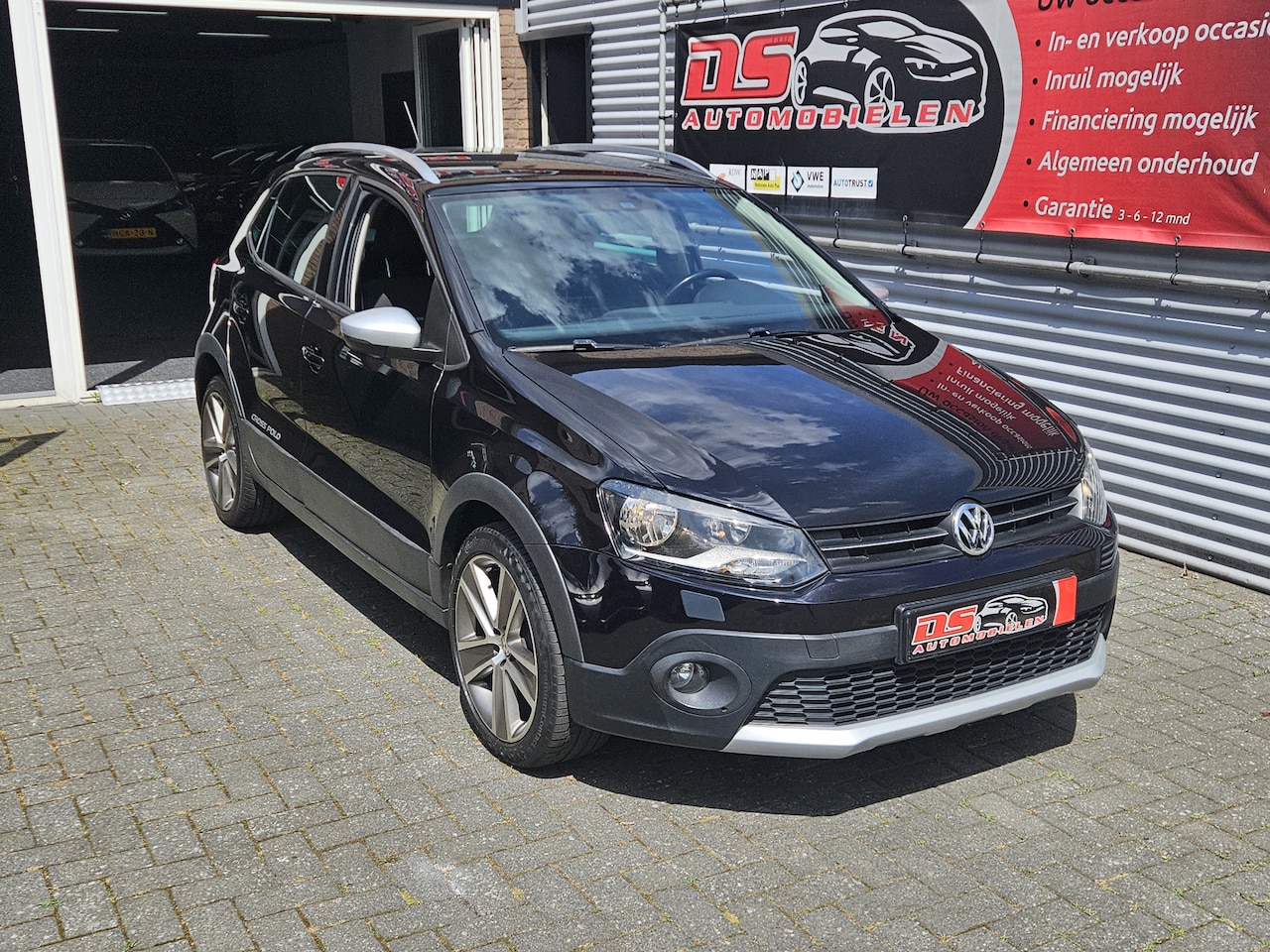 Volkswagen Polo - 1.2 TSI Cross Polo Volkswagen POLO, 1.2 TSI 105pk Cross 5-drs ECC/Cruise/Executive-pakket - AutoWereld.nl