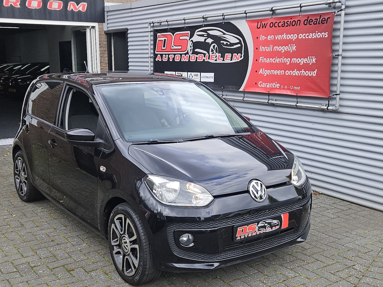 Volkswagen Up! - 1.0 high up! BlueMotion Volkswagen up! 1.0 high up! BlueMotion *** AIRCO-ELECTR.RAMEN-CV-S - AutoWereld.nl