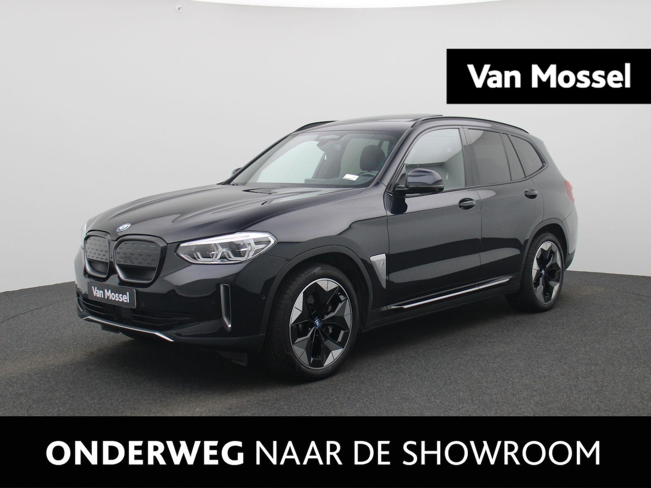 BMW iX3 - Executive 80 kWh | PANO-SCHUIFDAK | LEER | CAMERA | SPORTSTOELEN | STOELVERWARMING - AutoWereld.nl