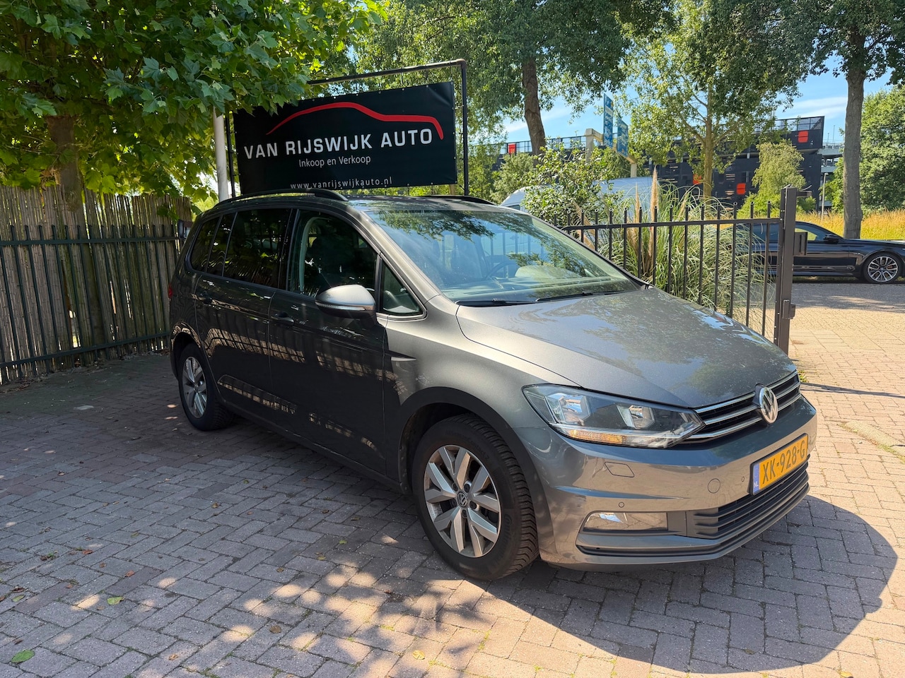 Volkswagen Touran - 1.4 TSI Highline 7Pers Nav Clima EX BPM Trekh - AutoWereld.nl