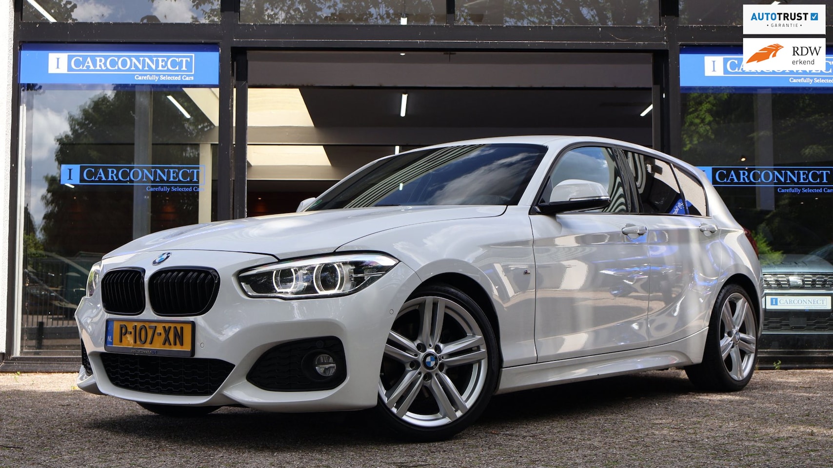 BMW 1-serie - 120i Edition M Sport Shadow High Executive|PDC|Leder|Volle auto. - AutoWereld.nl