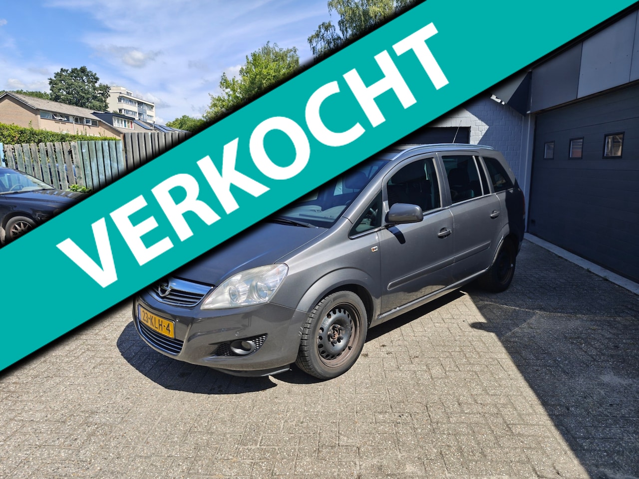 Opel Zafira - 1.8 Cosmo 1.8 Cosmo, Airco,7 persoons,Pakeersensoren,Trekhaak,Lichtmetalen velgen - AutoWereld.nl