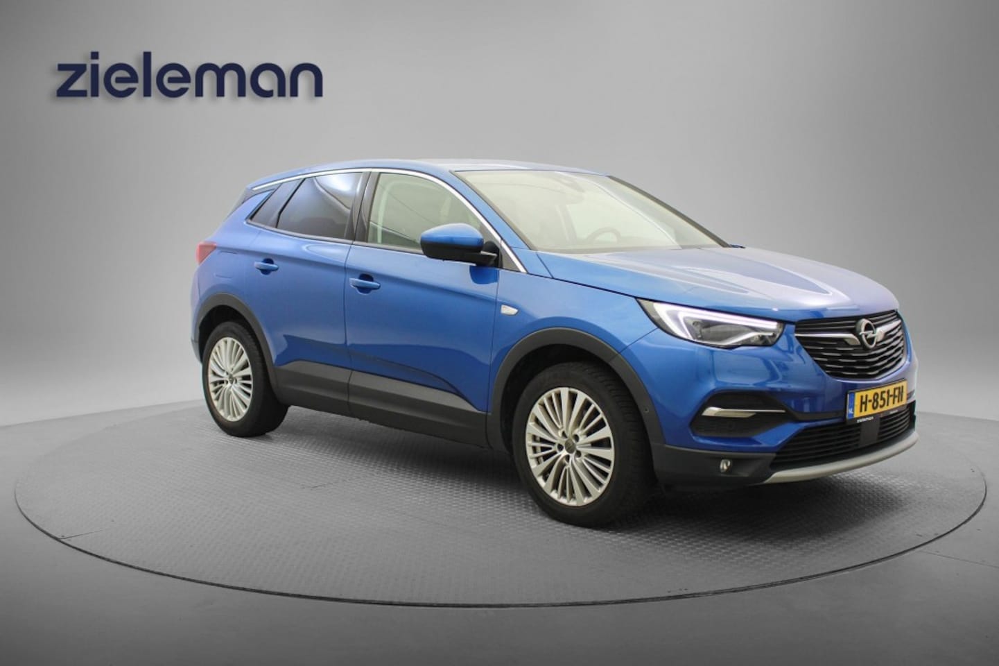 Opel Grandland X - 1.2 Turbo Business Executive Automaat - Carplay, Cruise, Clima, Trekhaak - AutoWereld.nl