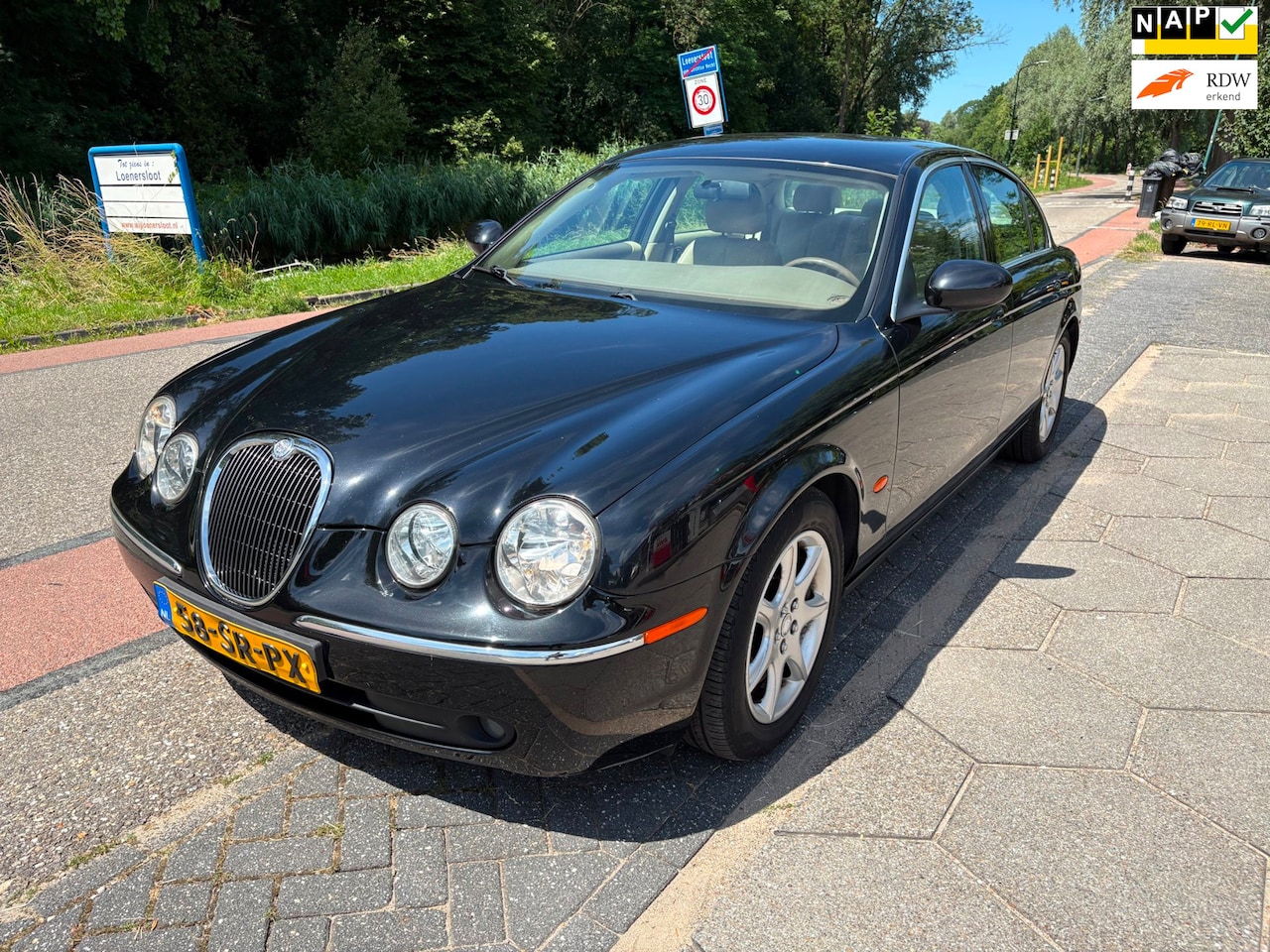Jaguar S-type - 3.0 V6 iDition 3.0 V6 iDition NIEUWE APK!! - AutoWereld.nl