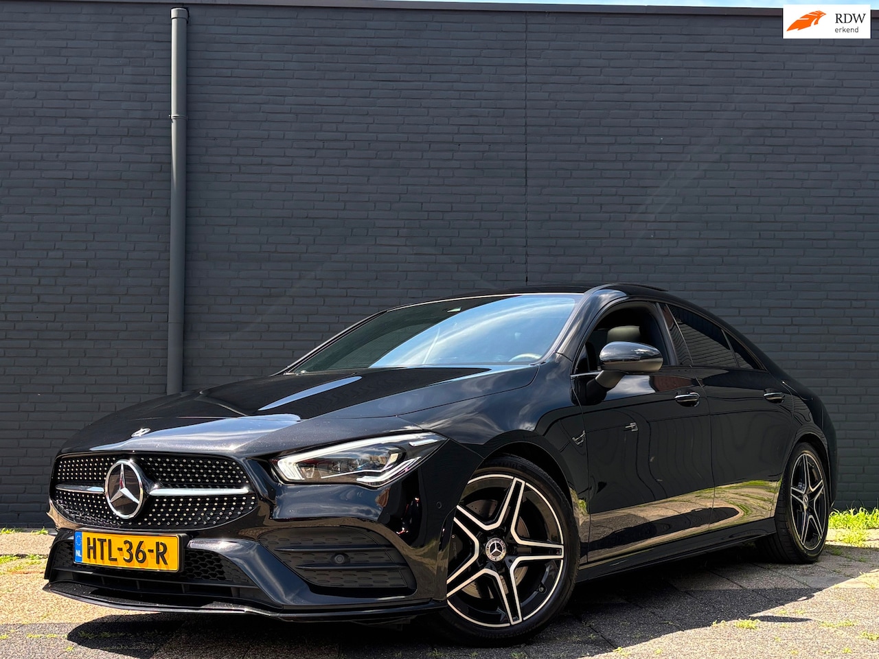 Mercedes-Benz CLA-Klasse - 200 | AMG-Line | Burmester | Pano | Memory | Camera - AutoWereld.nl