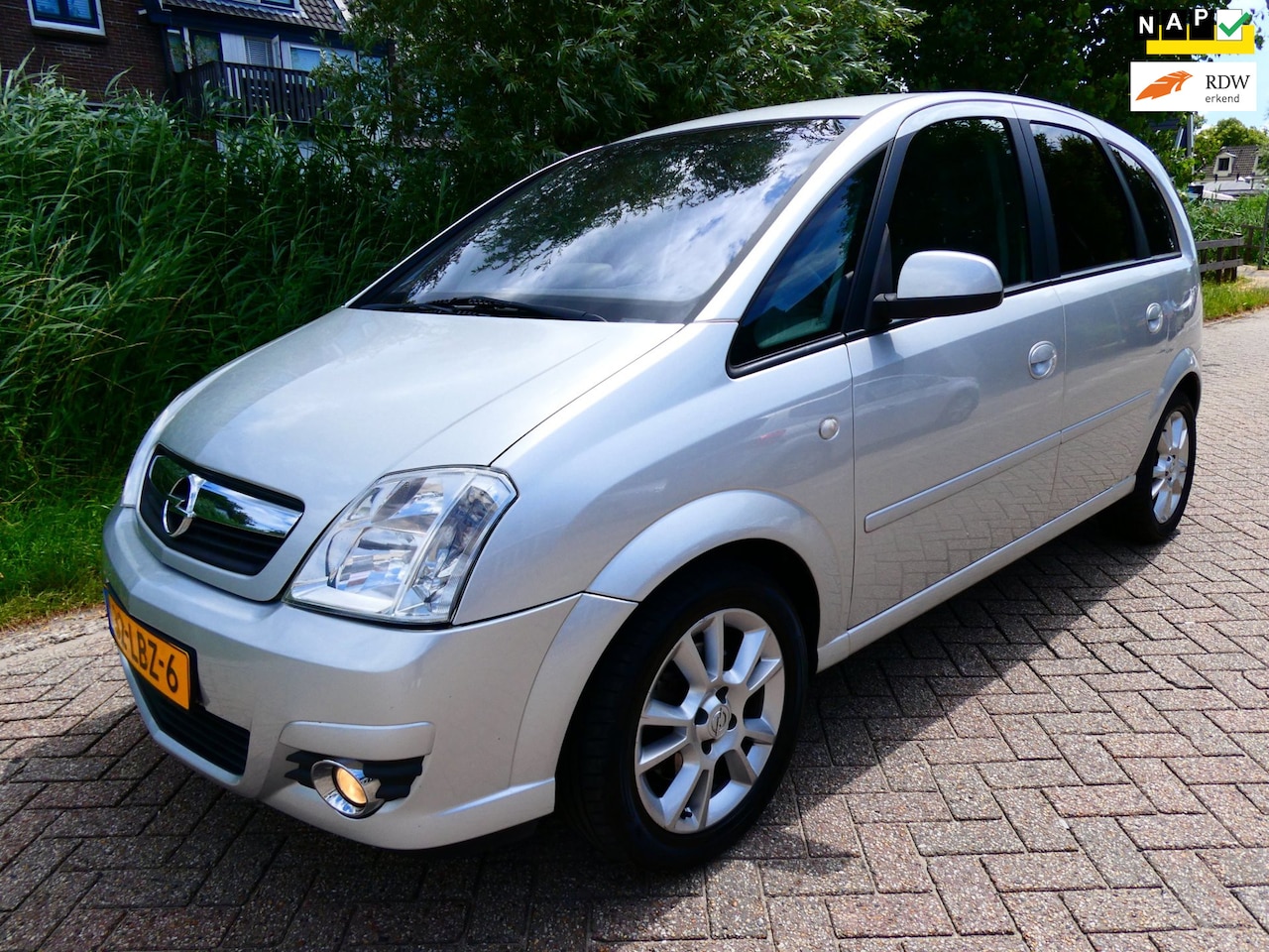 Opel Meriva - 1.6-16V Cosmo 105pk Clima Cruise Navi 111.000km. Hoge instap - AutoWereld.nl