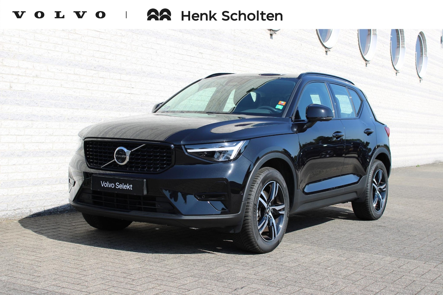 Volvo XC40 - 2.0 B4 Plus Dark | Achteropkomend verkeer waarschuwing | Apple Carplay & Android Auto | Au - AutoWereld.nl