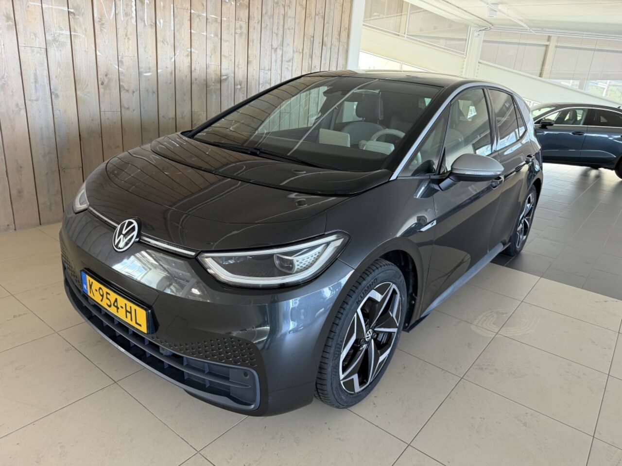 Volkswagen ID.3 - First Plus 58 kWh SOH 89,74 - AutoWereld.nl