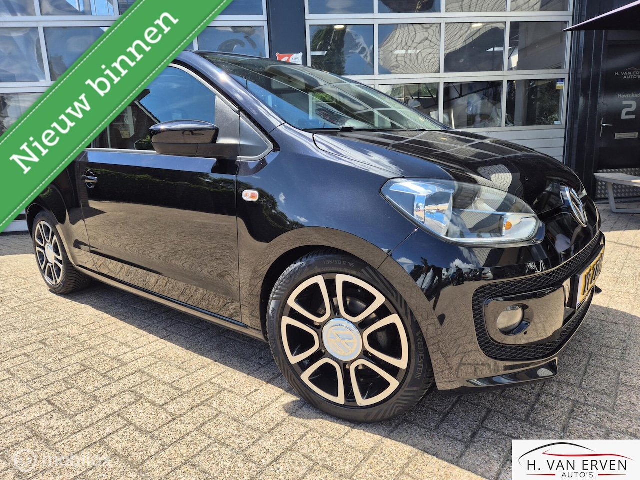 Volkswagen Up! - 1.0 high up! NAVI PDC LEDER 16" CRUISE - AutoWereld.nl