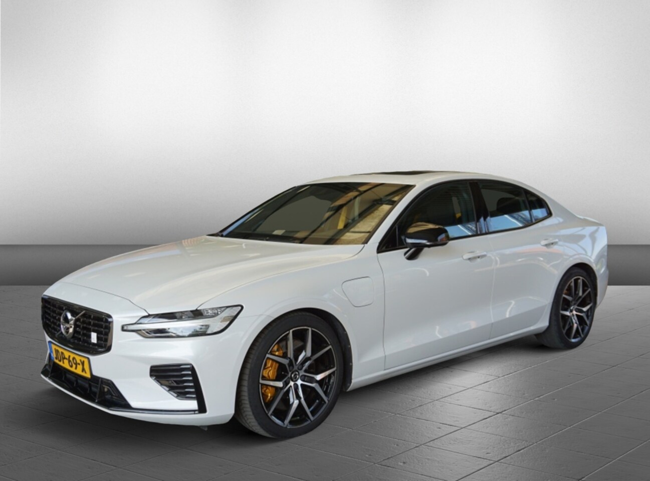 Volvo S60 - 2.0 T8 AWD Polestar Engineered | Schuif-/Kanteldak | H&K | 360° - AutoWereld.nl