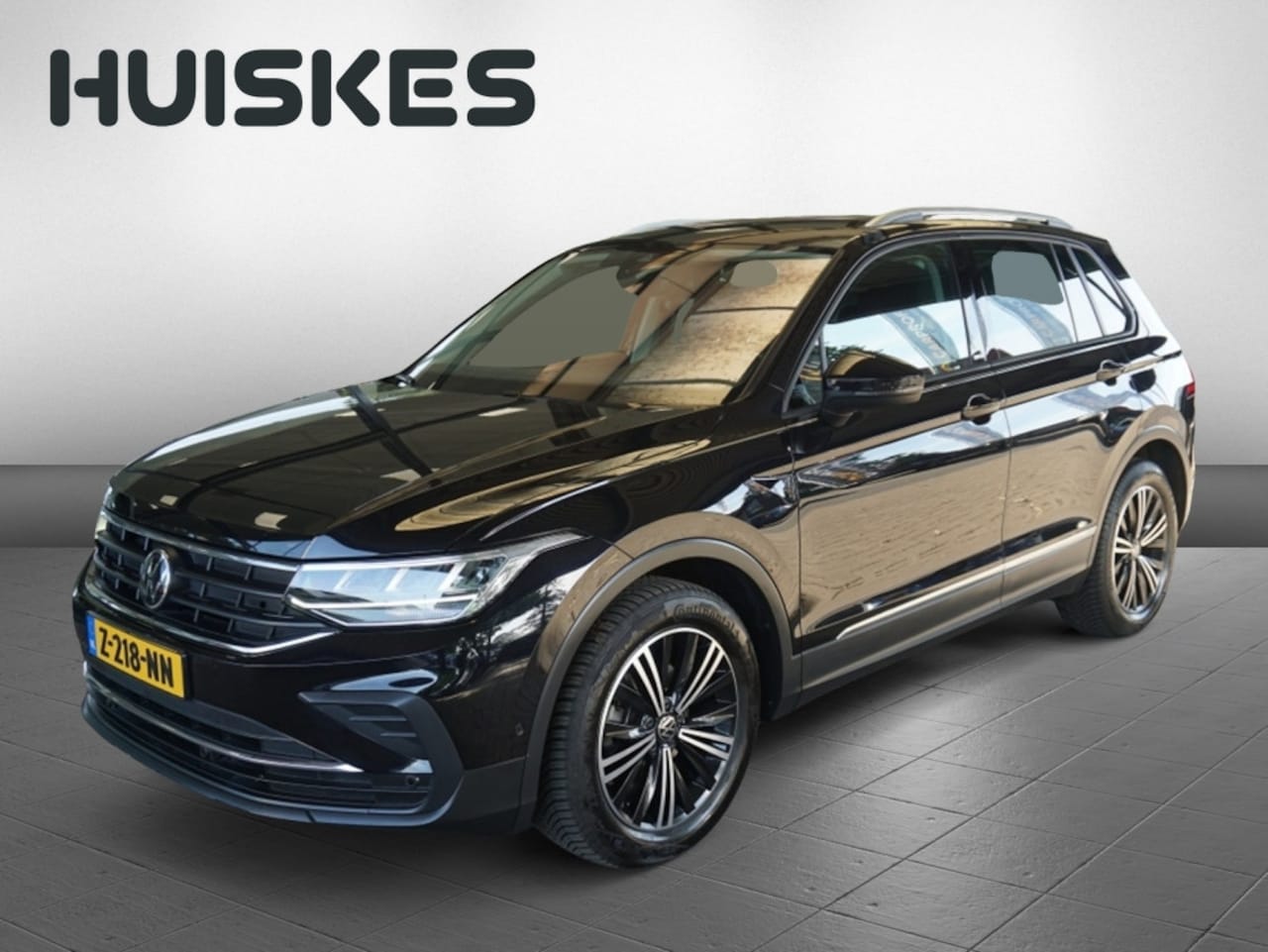Volkswagen Tiguan - 1.5 TSI Life Business | Trekhaak 1600kg | Stoel-/stuurverwarming - AutoWereld.nl