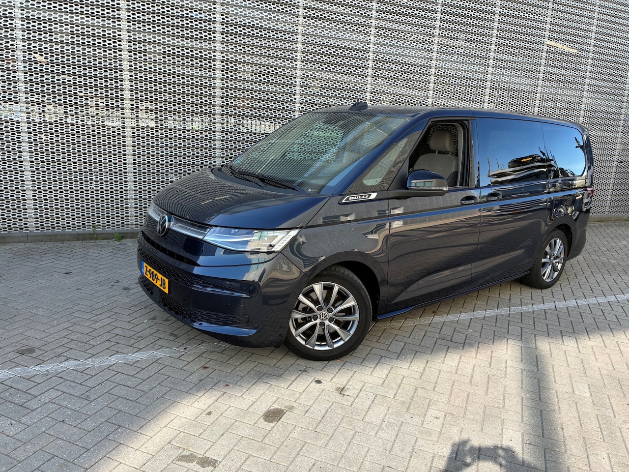 Volkswagen Multivan - 1.4 eHybrid L2H1 Bulli - AutoWereld.nl