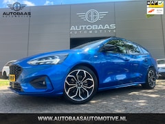Ford Focus Wagon - 1.5 182pk ST-Line NLAUTO+1EIG+NAP+PANORAMADAK+FULL LED+CAMERA+APAPTIVE CRUISE+NAVI+18 INCH