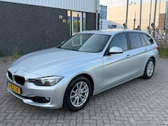 BMW 3-serie Touring - 318d Executive 2013 Pano Leer