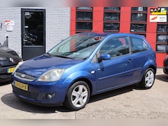 Ford Fiesta - 1.6-16V Futura XL , VOL AUTOMAAT , 94.000 NAP, CLIMA