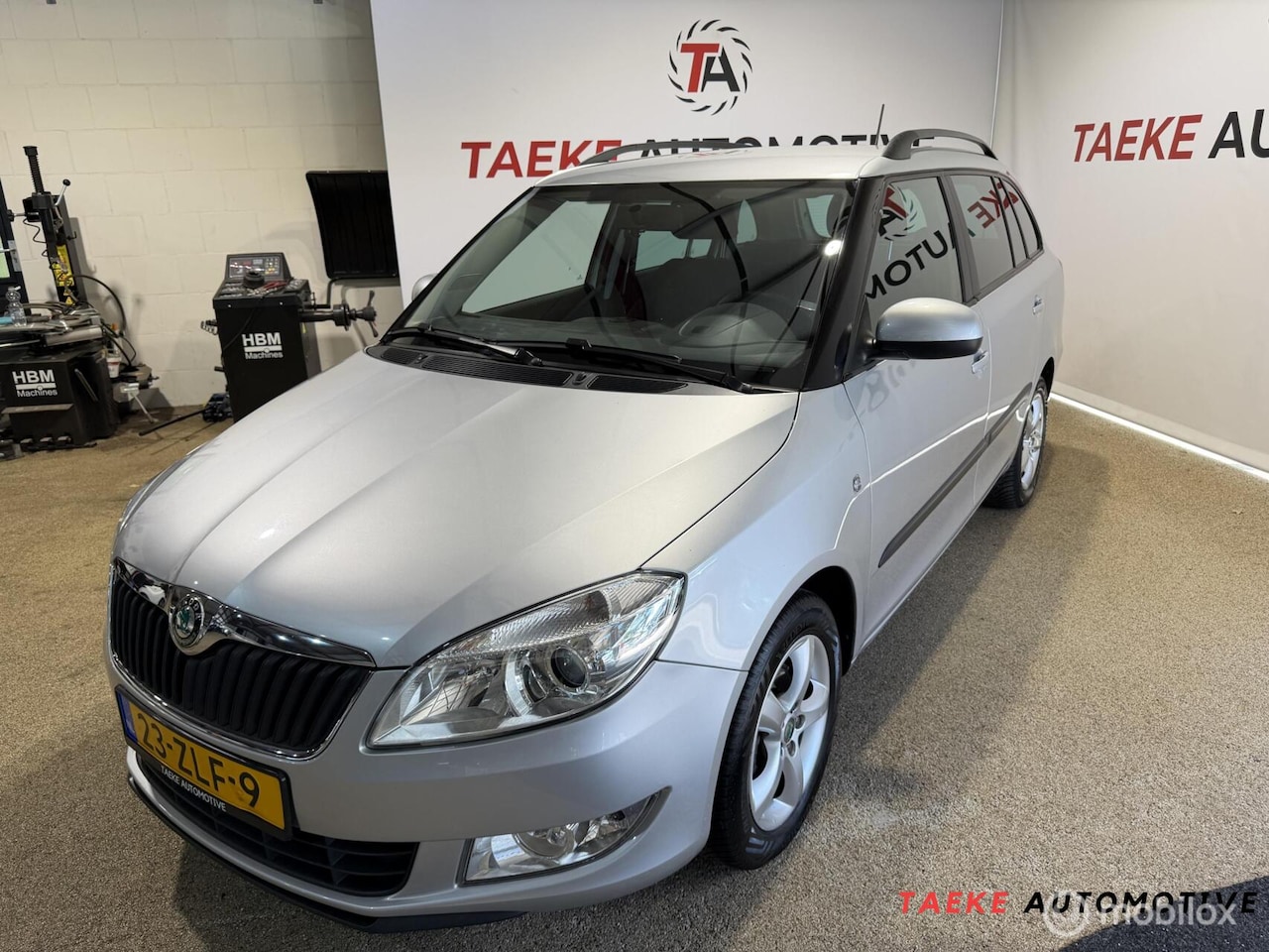Skoda Fabia Combi - 1.2 TSI Ambition Clima/Cruise/Trekhaak/Nap - AutoWereld.nl