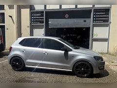 Volkswagen Polo - 1.2-12V 2012 Cilinderkop kapot
