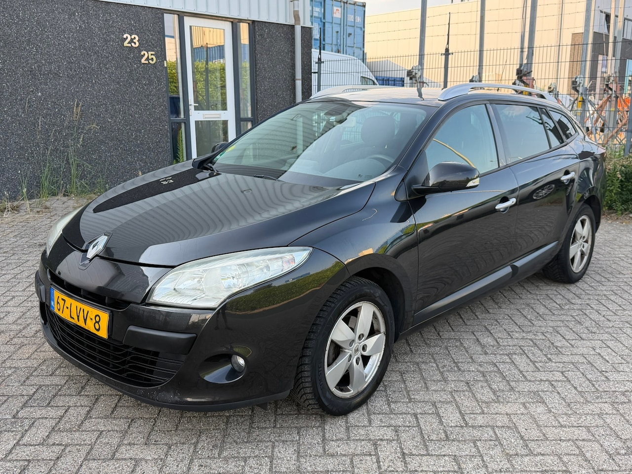 Renault Mégane Estate - 1.6 Dynamique 2010 CLIMA KEYLESS - AutoWereld.nl