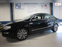 Volkswagen Passat - 3.2 V6 Highline 4M / VOL / NAP KM STAND / TOP DEAL