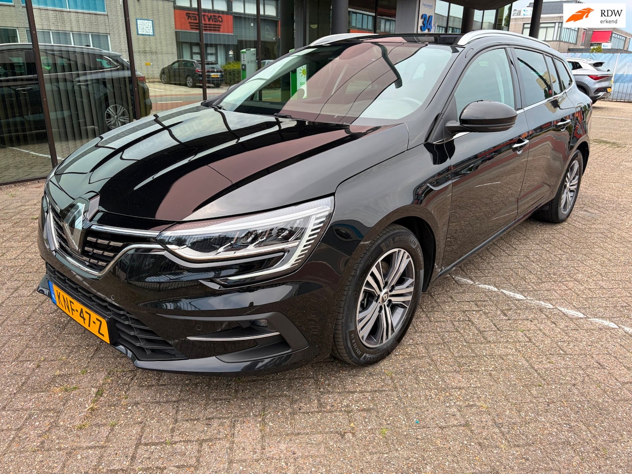 Renault Mégane E-Tech - Estate 1.6 Plug-In Hybrid 160 R.S. Line - AutoWereld.nl