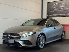 Mercedes-Benz A-klasse - 200 Limousine AMG Pano, Cruise Control, Virtual Cockpit, Sfeerverlichting, Stoelverwarming