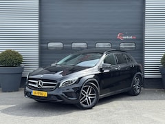 Mercedes-Benz GLA-Klasse - 180 AMG | Panoramadak | Navigatie | 18 Inch Lichtmetalen Velgen | LED | Cruise Control | P