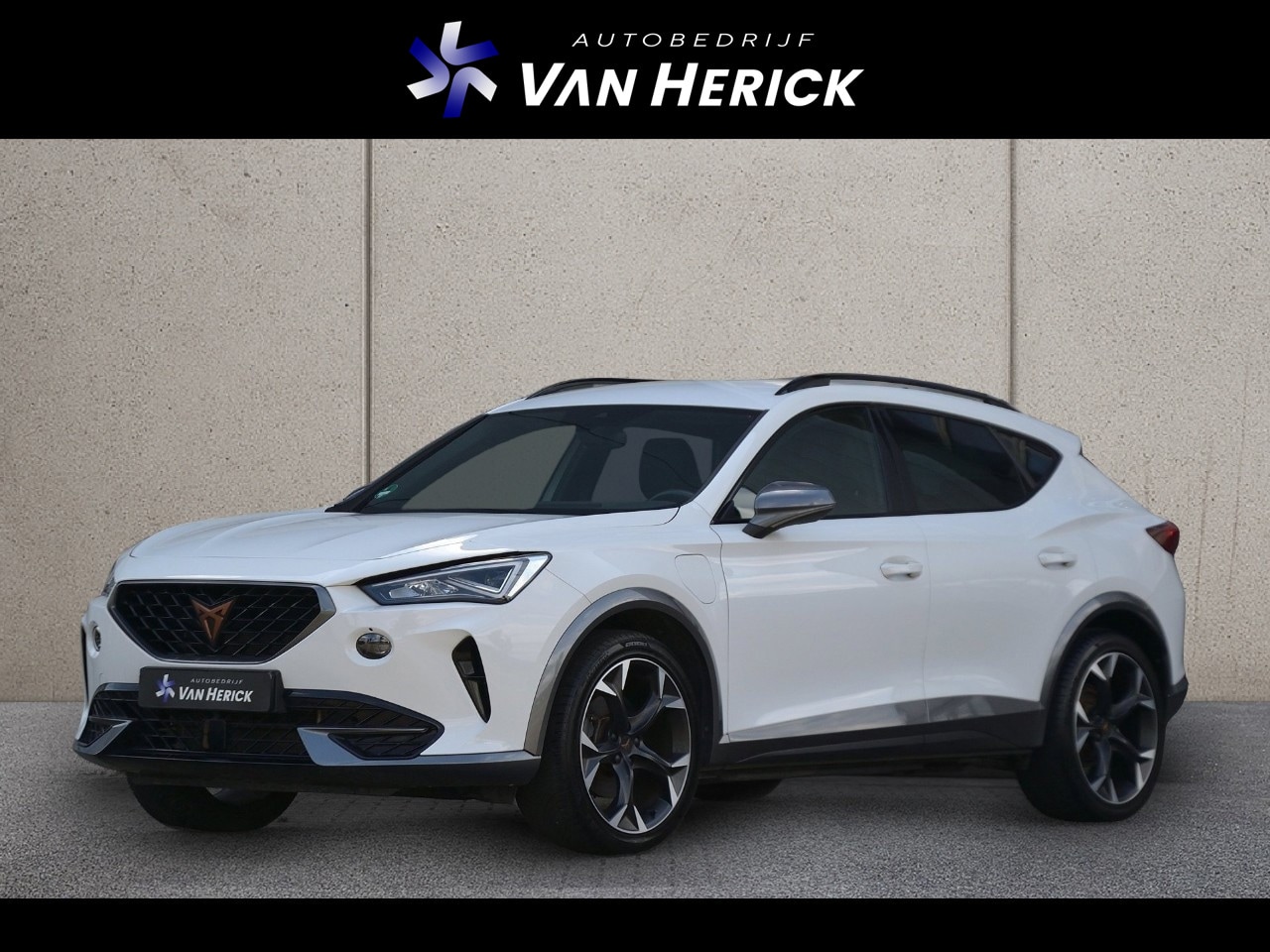 CUPRA Formentor - 1.4 e-Hybrid Adrenaline | Achteruitrijcamera | Stoelverwarming | Sfeerverlichting | Navi - AutoWereld.nl