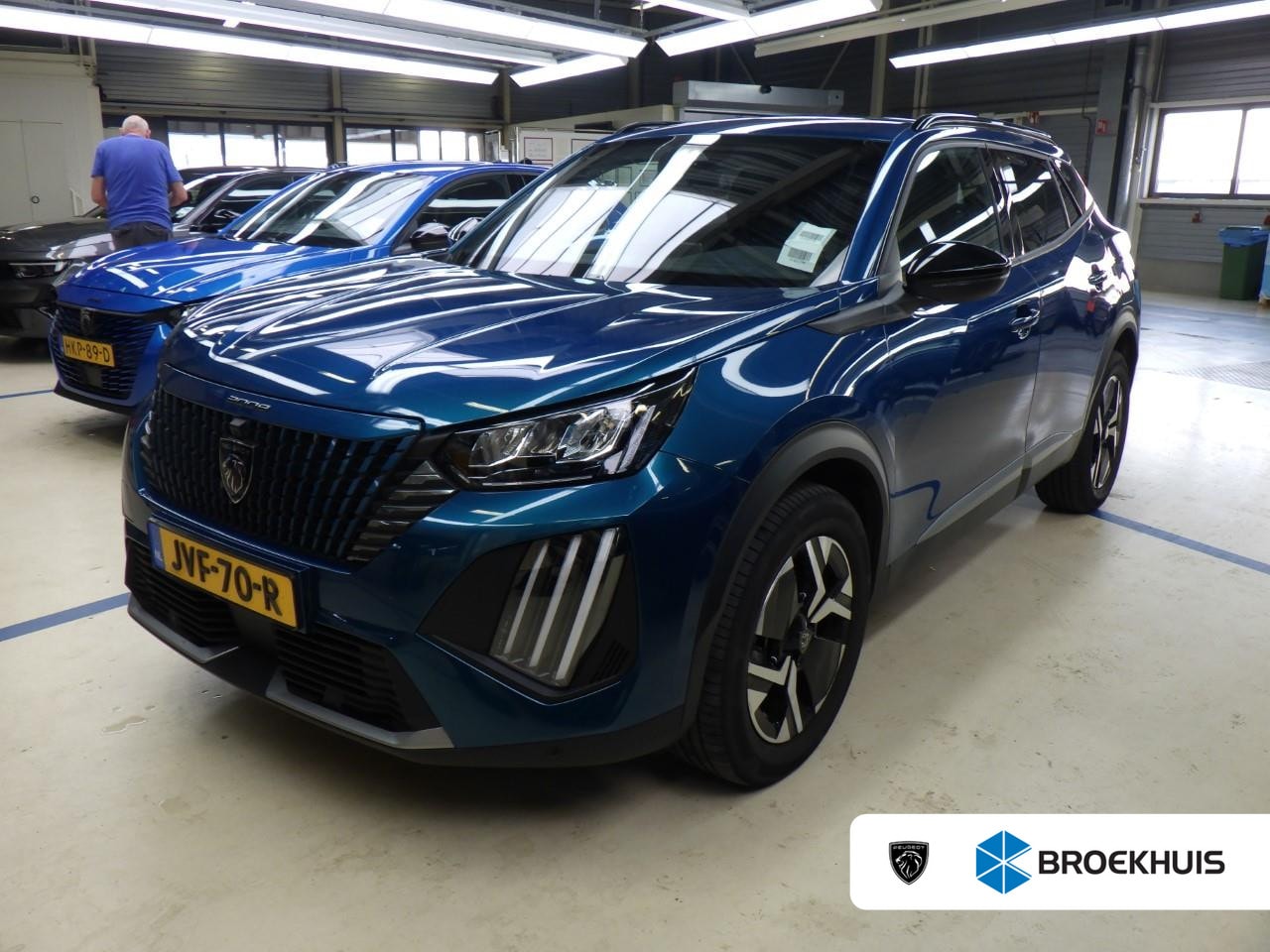 Peugeot 2008 - 1.2 Hybrid 145 Allure Tot 8 Jaar Garantie! | Navigatie | Achteruitrijcamera | Draadloos Ap - AutoWereld.nl