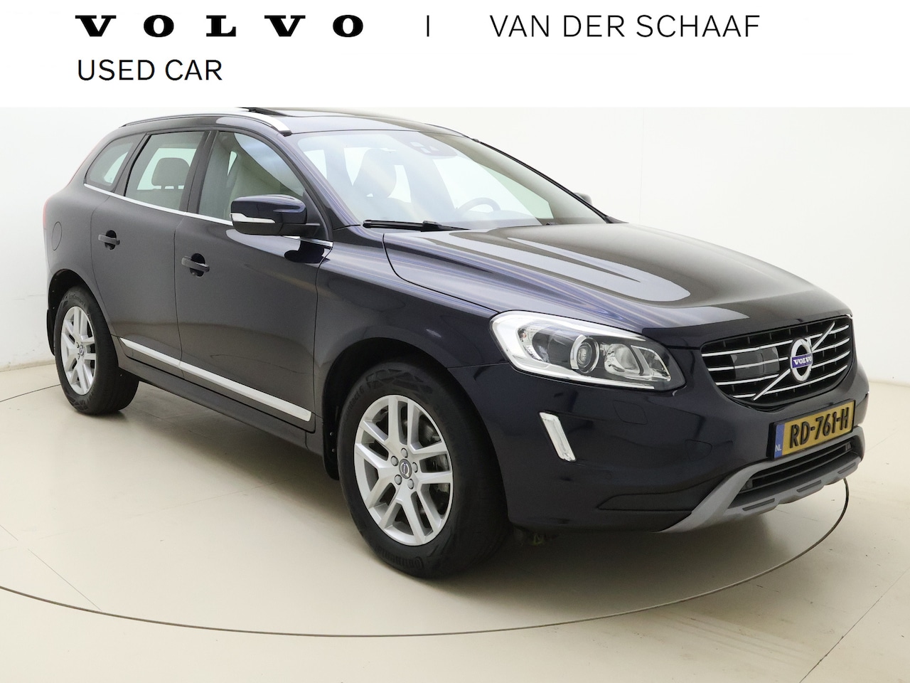 Volvo XC60 - D4 191pk Automaat Polar+ / 1e Eig. / Niveauregeling / ACC / BLIS / Panoramadak / Afn. Trek - AutoWereld.nl